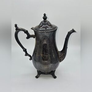 W.M. Rogers‎ Silverplate Tea Pot #800 10.5"